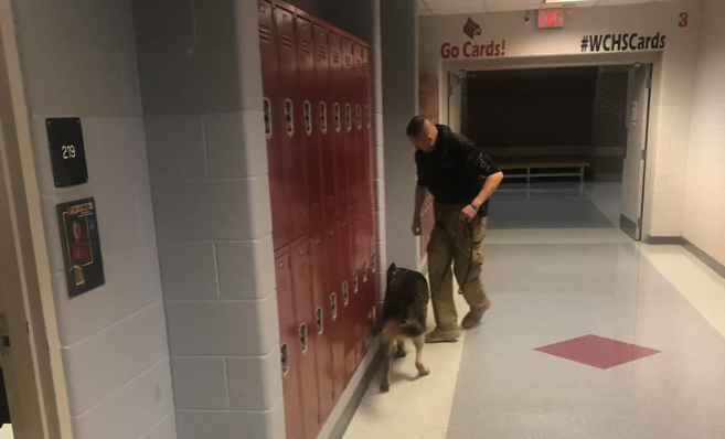 Bomb threat found at Wayne County High School | Laker Country 104.9 FM WJRS